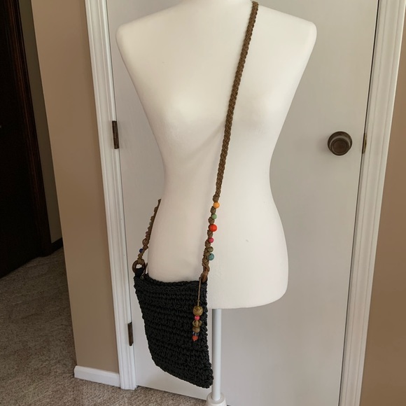 Kelly & Katie Black Woven Crossbody - Picture 2 of 7